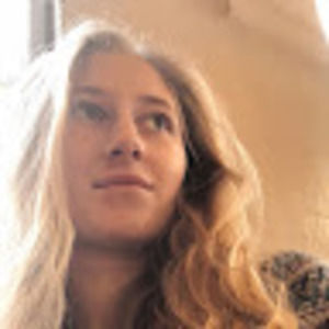 Meet your Posher, Bella